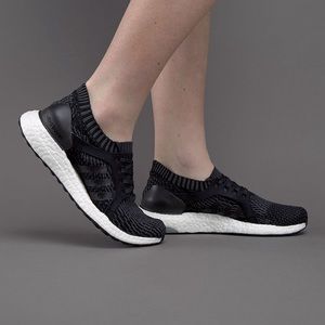Adidas Ultraboost X black EUC 7.5
